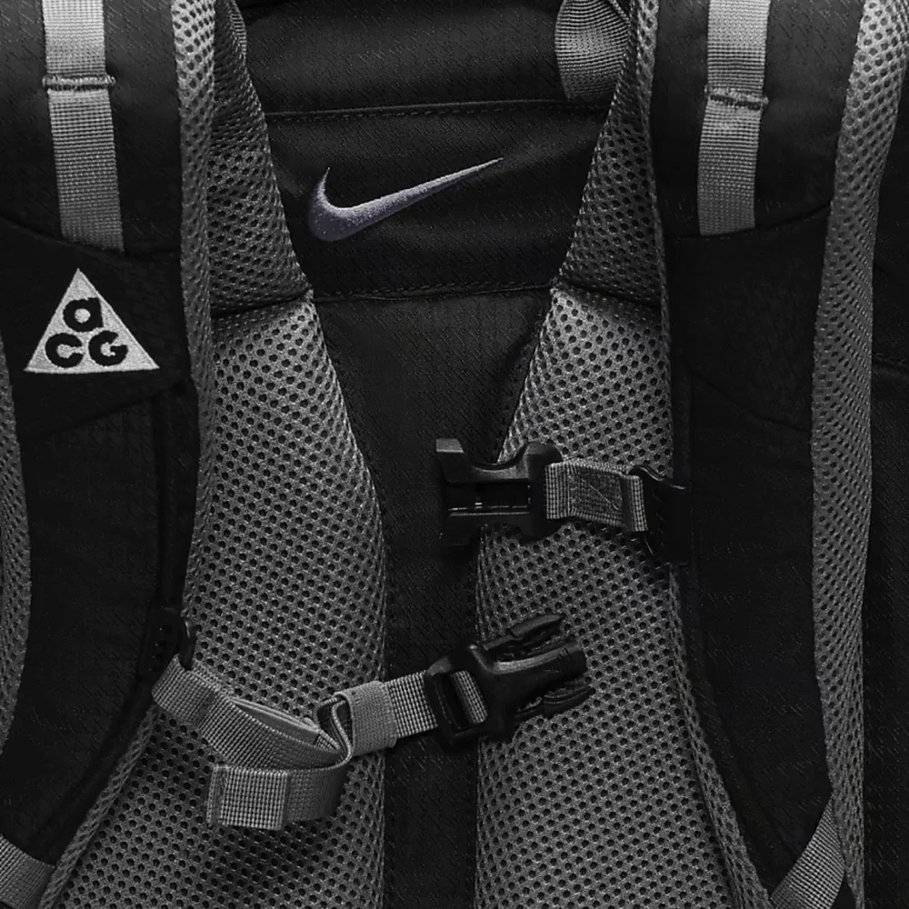 Nike ACG 36 Backpack - Picture 15 of 16